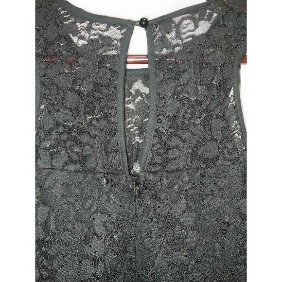 This black sleeveless dress by IN. San Francisco is Size 3 - Picture 4 of 4